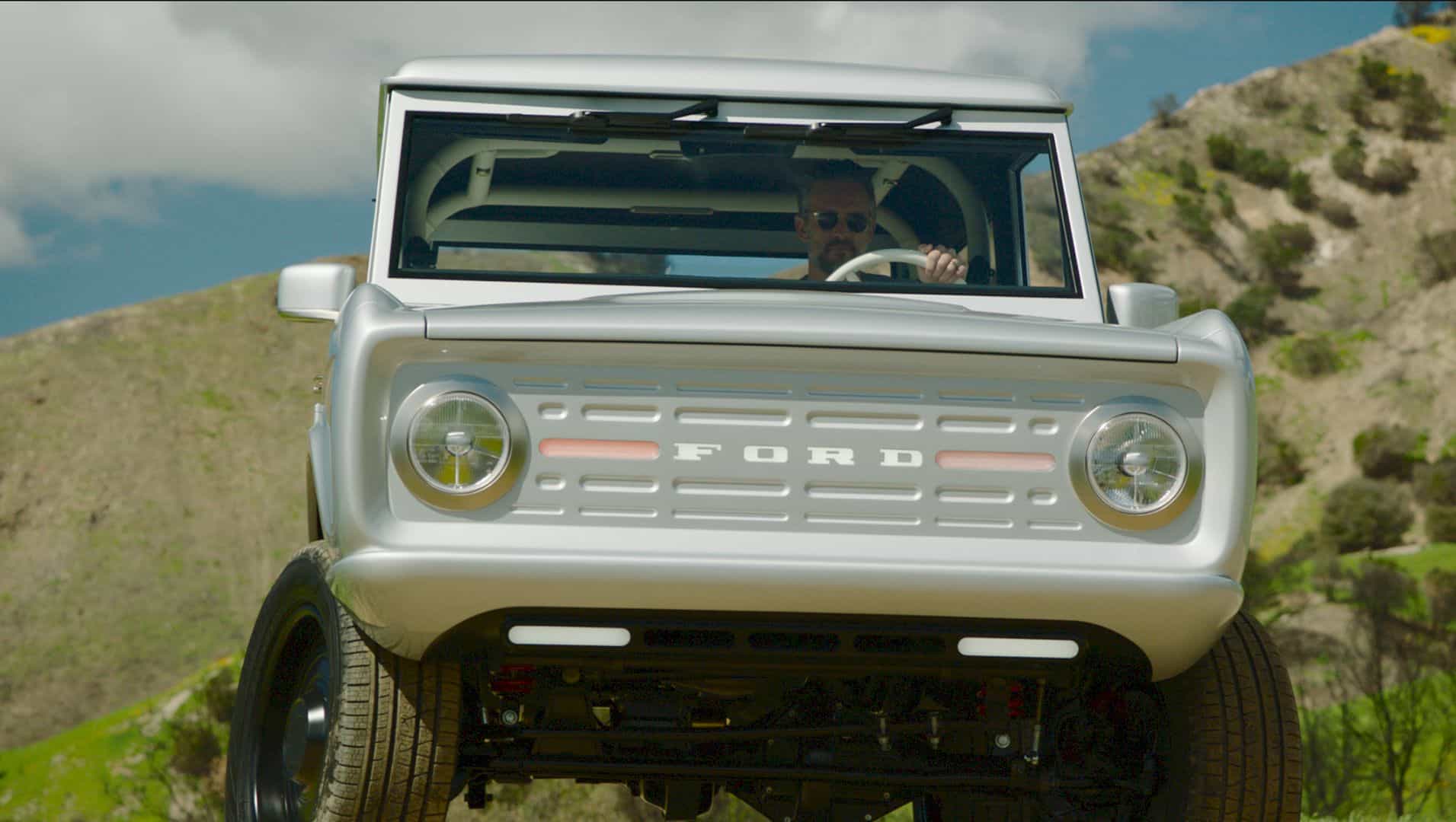 Electric Classic Ford Bronco 9