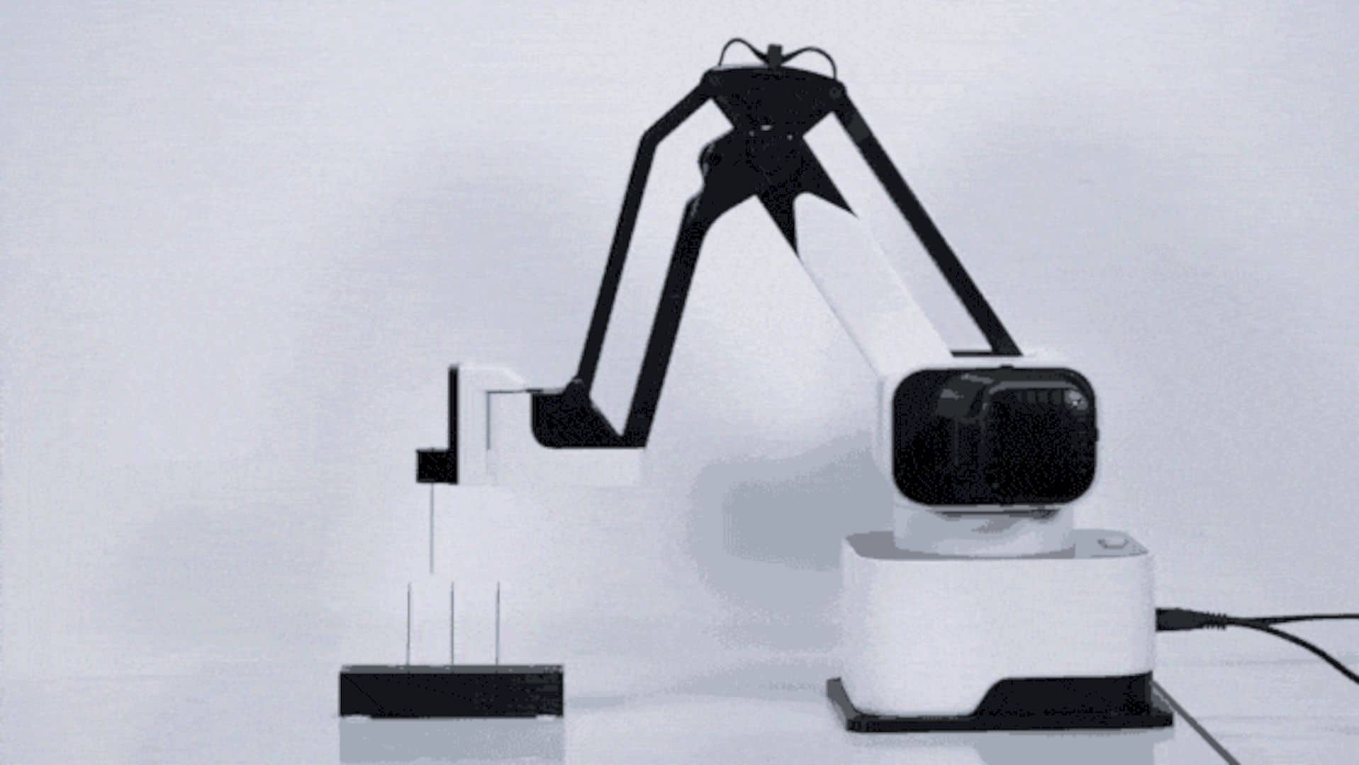 Hexbot The Modular All In 1 Desktop Robotic Arm 1