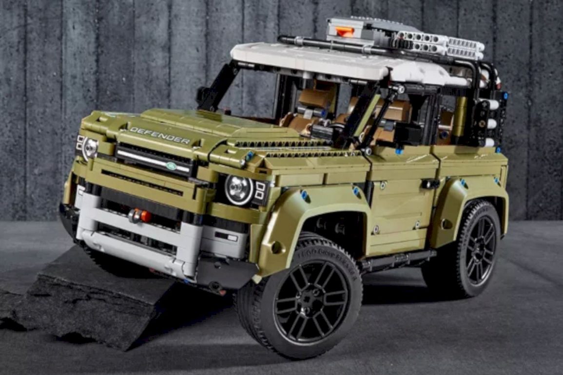 range rover defender lego