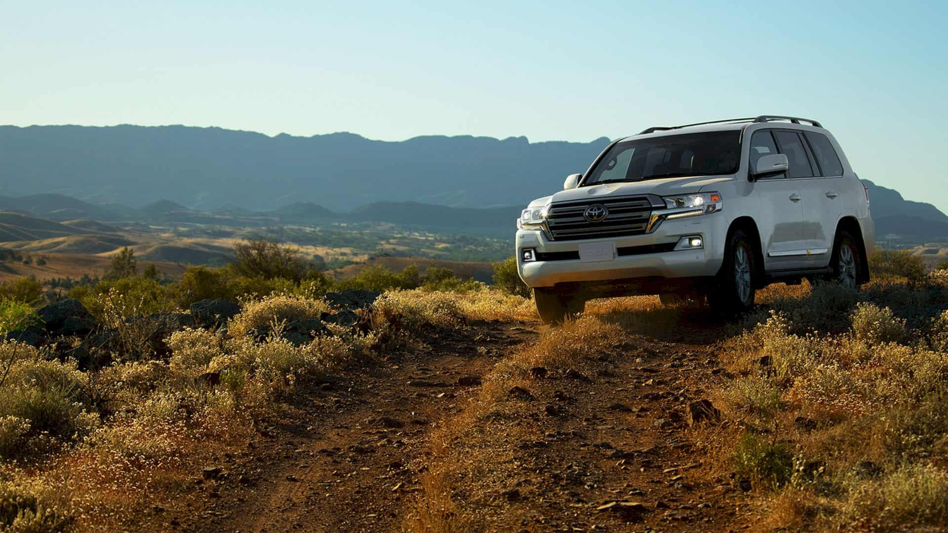 2020 Toyota Land Cruiser 10