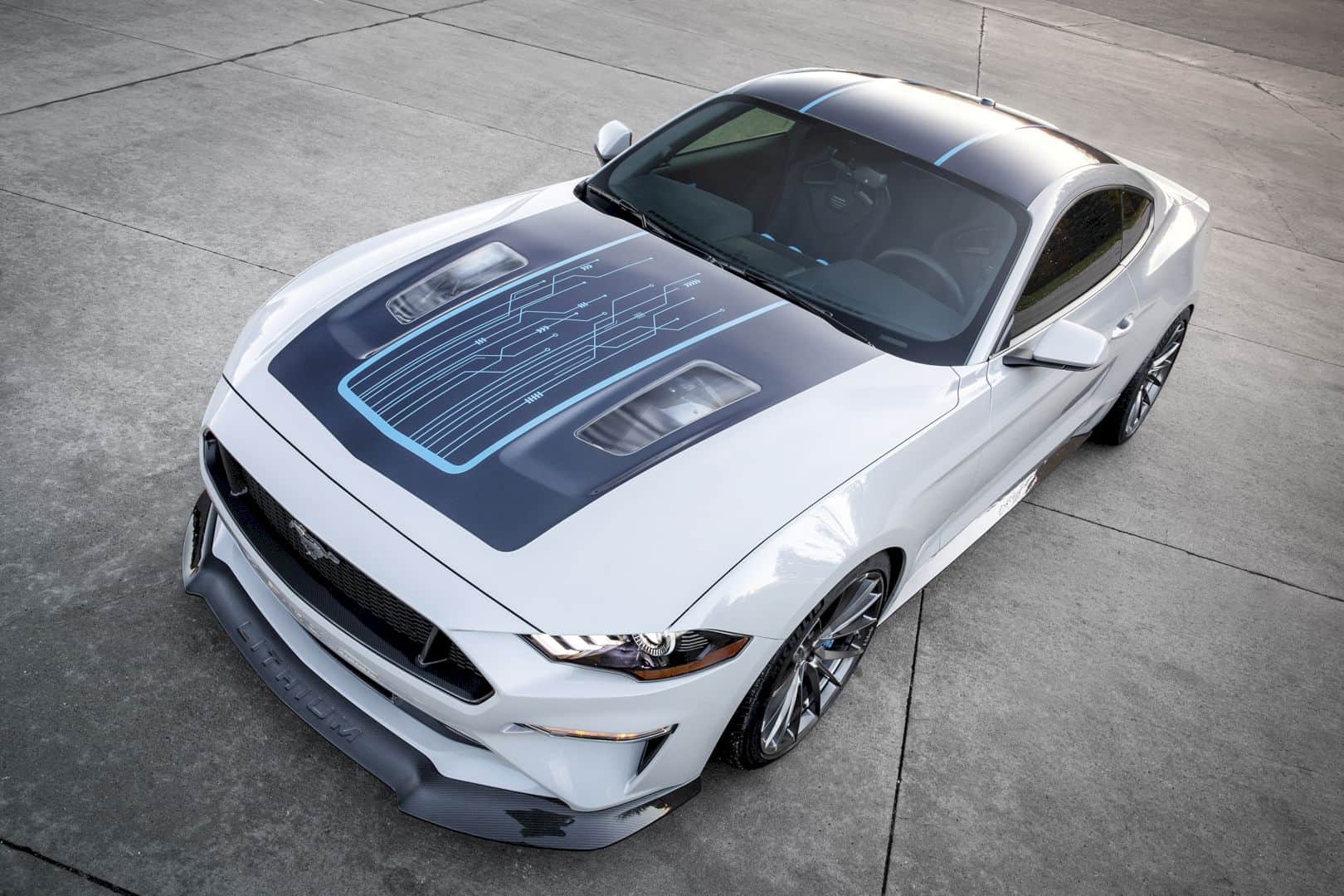 Ford Mustang Lithium 5