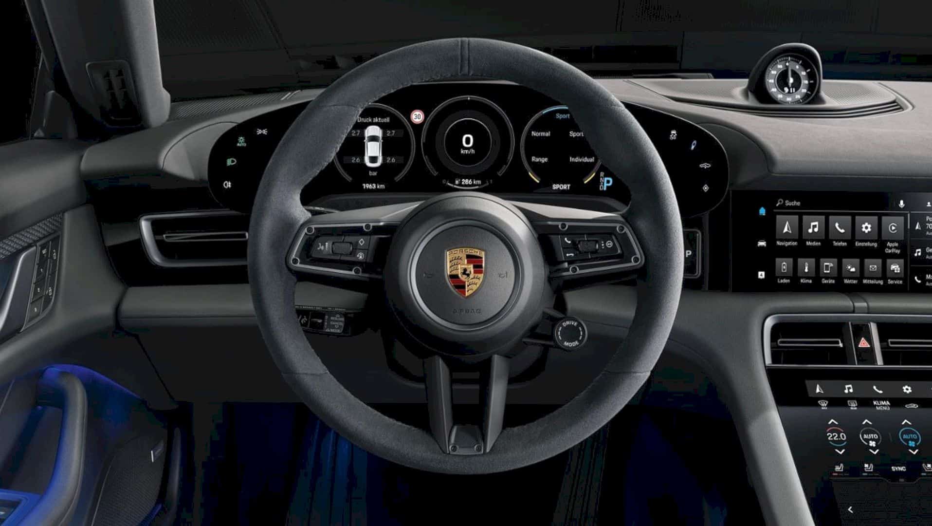 Porsche Taycan 4S 11