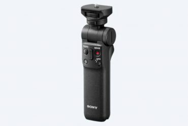 Sony GP VPT2BT Shooting Grip With Wireless Remote Commander 2