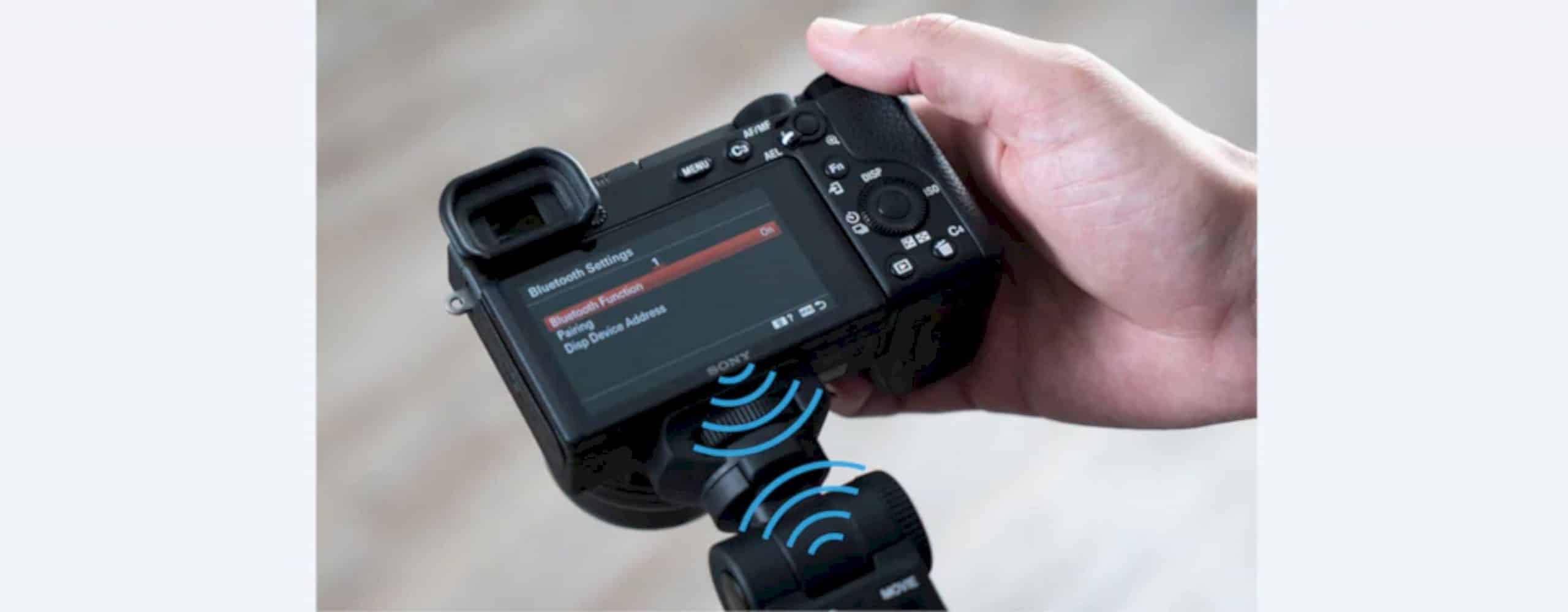 Sony GP VPT2BT Shooting Grip With Wireless Remote Commander 3