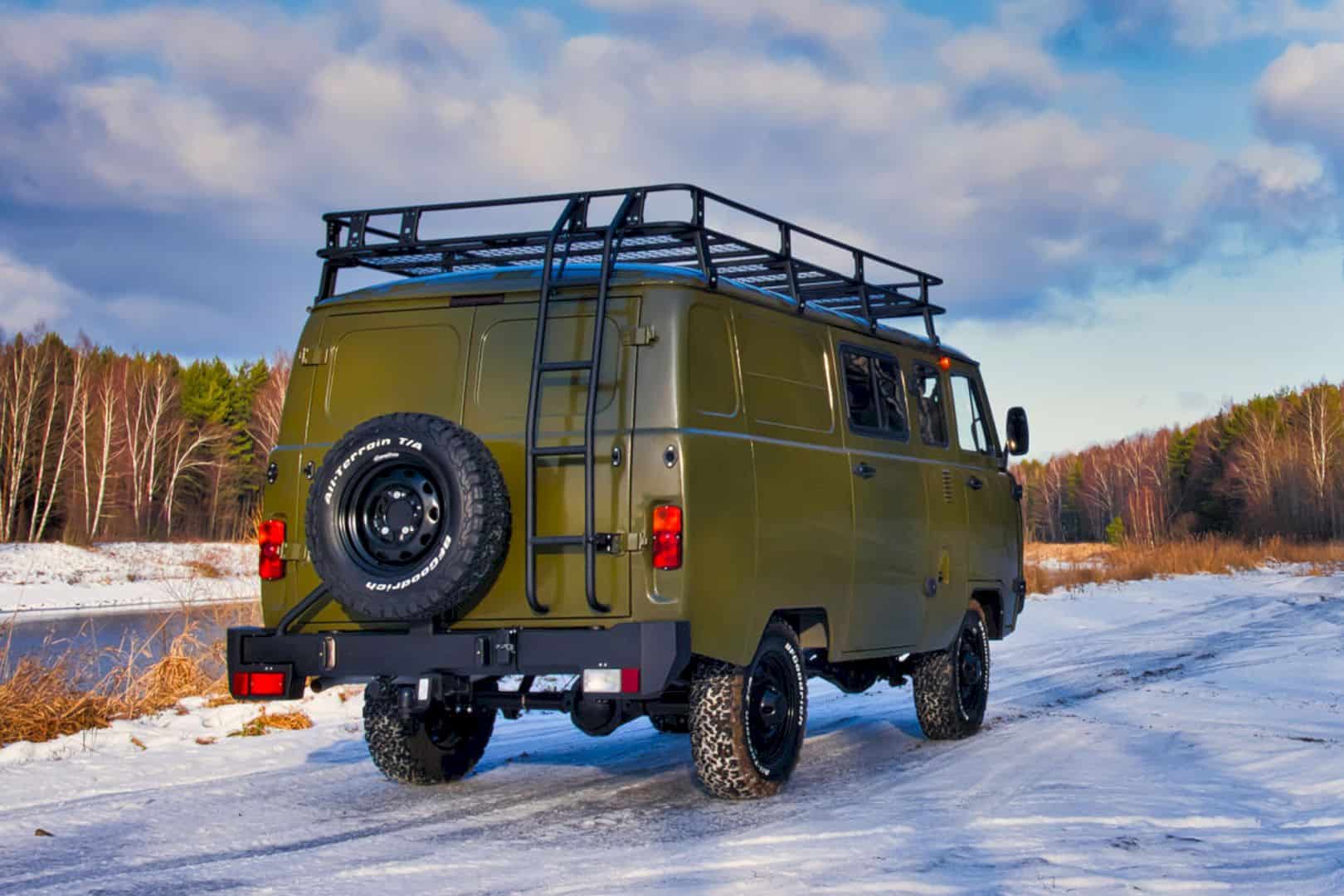 UAZ SGR Combi Expedition 3