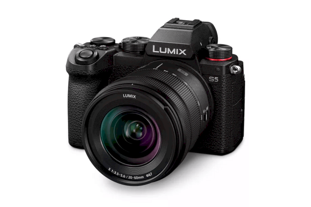 Panasonic Lumix S5 1