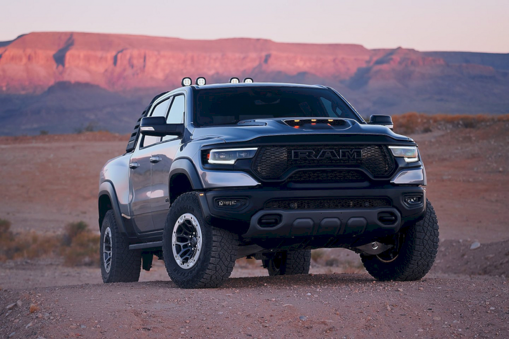 Hennessey Mammoth 6x6 3