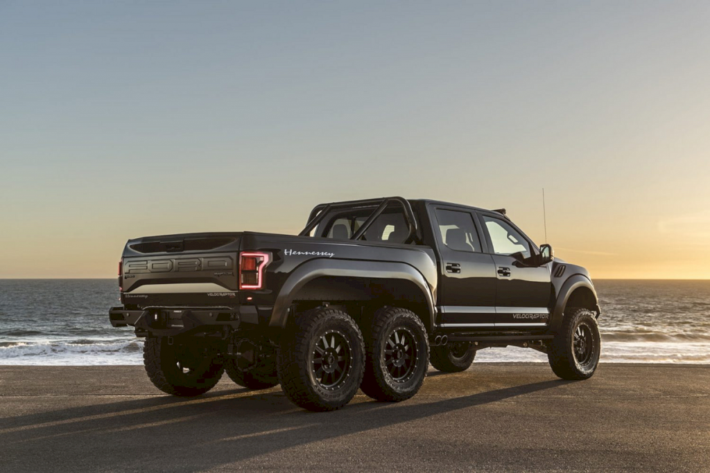 Hennessey Mammoth 6x6 4