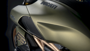 Ducati Diavel 1260 Lamborghini 13