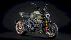 Ducati Diavel 1260 Lamborghini 4