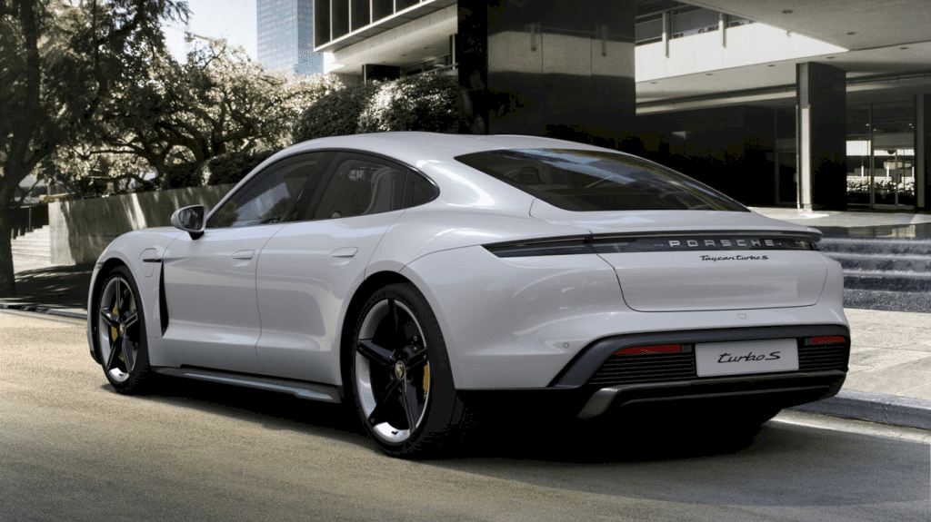 Porsche Taycan Turbo S 7