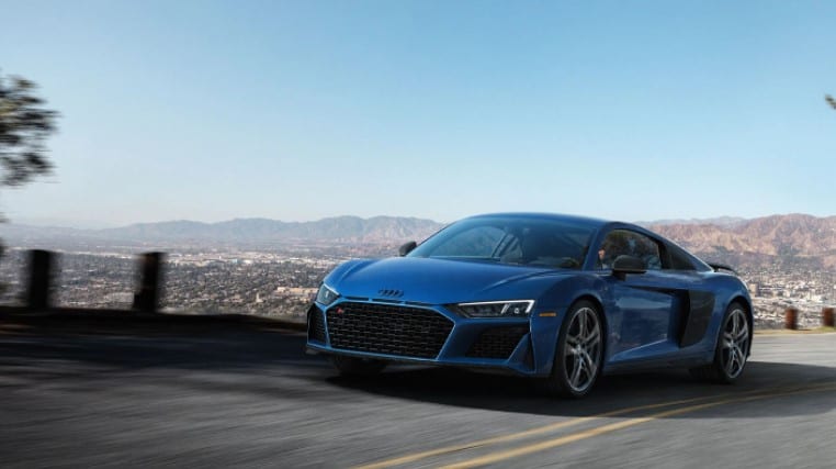 Audi R8 Coupe (2)