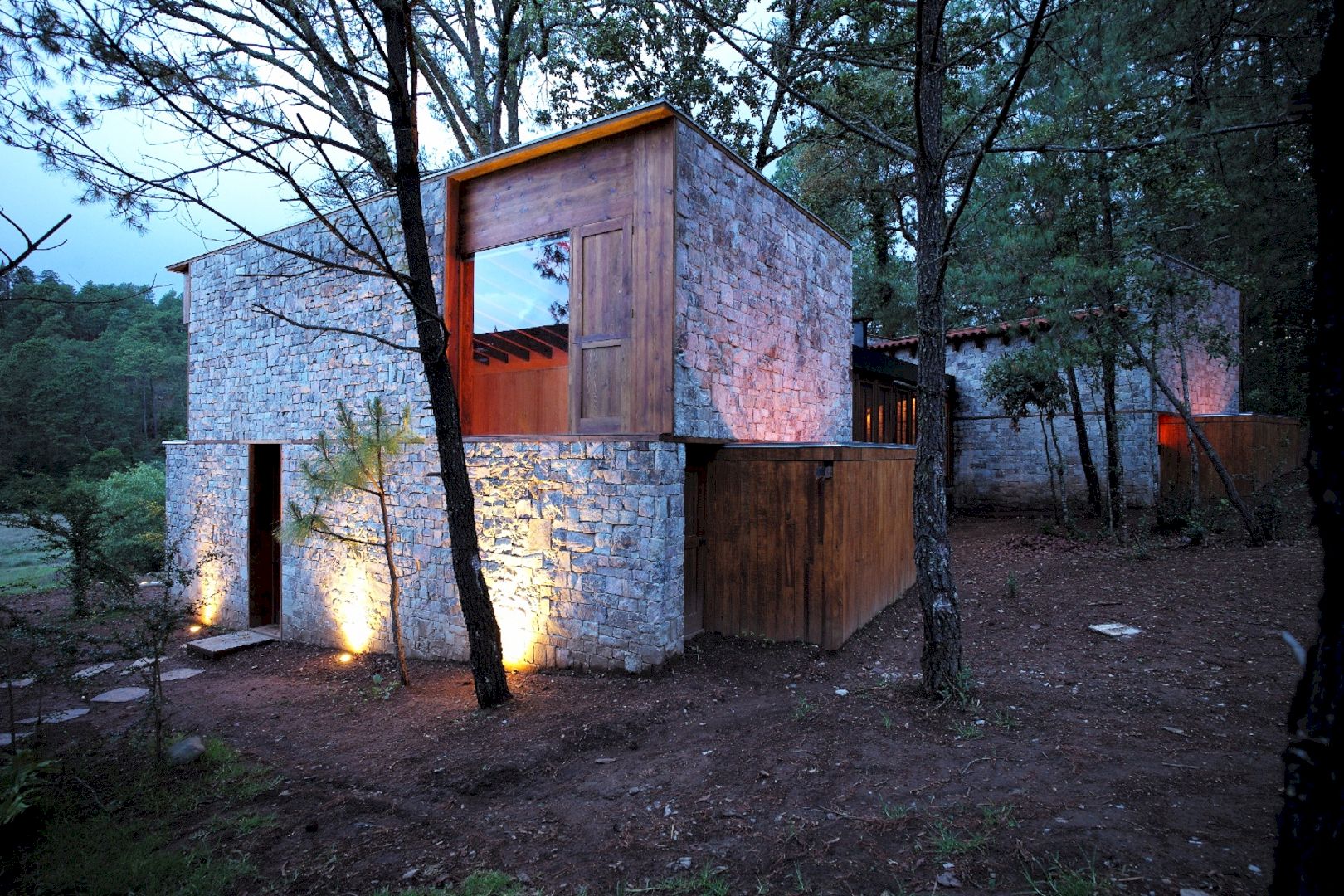 Casa BGS: Two Small Cabins Connected by A Living Area